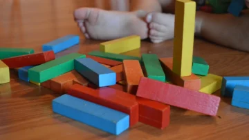 Jak udekorować salę weselną? Zobacz niesamowite fototapety las!